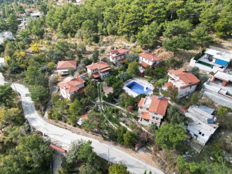 Property in Türkiye, 6 Villas for Sale in Antalya all 6 for $1.5 million