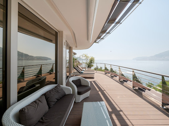 ⭐ Real Estate in Montenegro 🇲🇪 Premier Seafront Apartment in Budva’s Luxury Complex ⭐