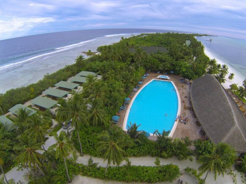 Luxurious Island Real Estate Opportunity: Isla Hotel Resort and Spa Canareef in the Maldives