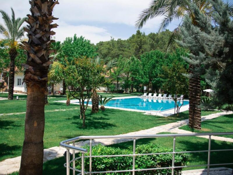 Gorgeous Property in Antalya: Book Villas in Kemer, Turkey