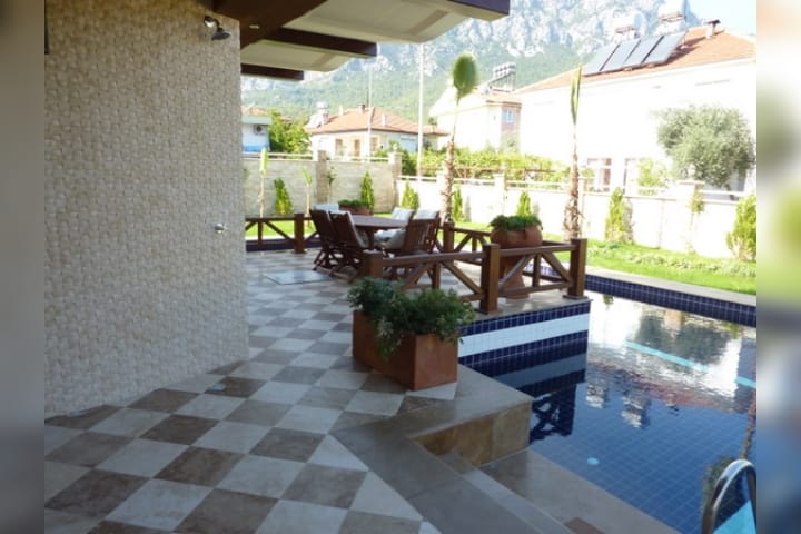 ⭐ Luxury Villa for Sale in Kemer, Antalya – Fully Furnished with Pool