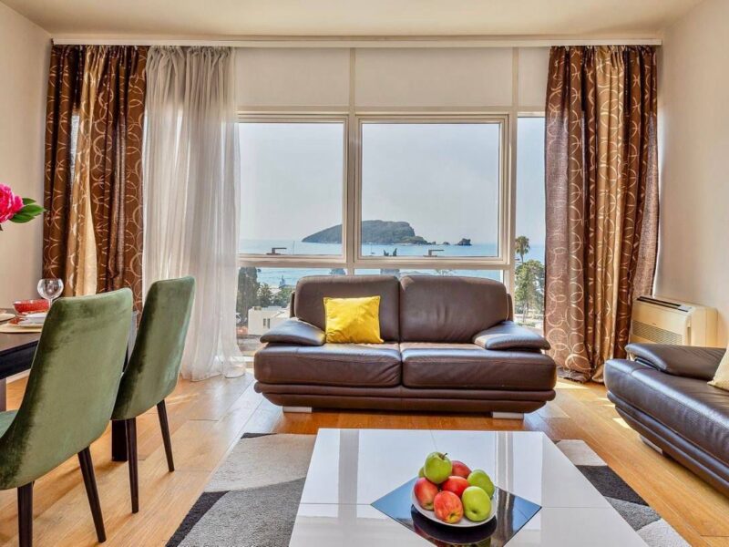 ★★★★★ Luxury Seafront Apartment in Budva, Montenegro