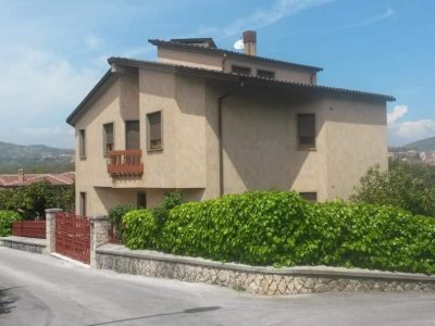 Real Estate in Italy – Villa Ilde with Private Park in Isernia, Molise Region