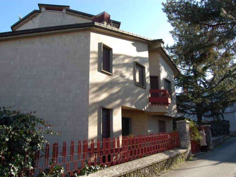 Real Estate in Italy – Villa Ilde with Private Park in Isernia, Molise Region